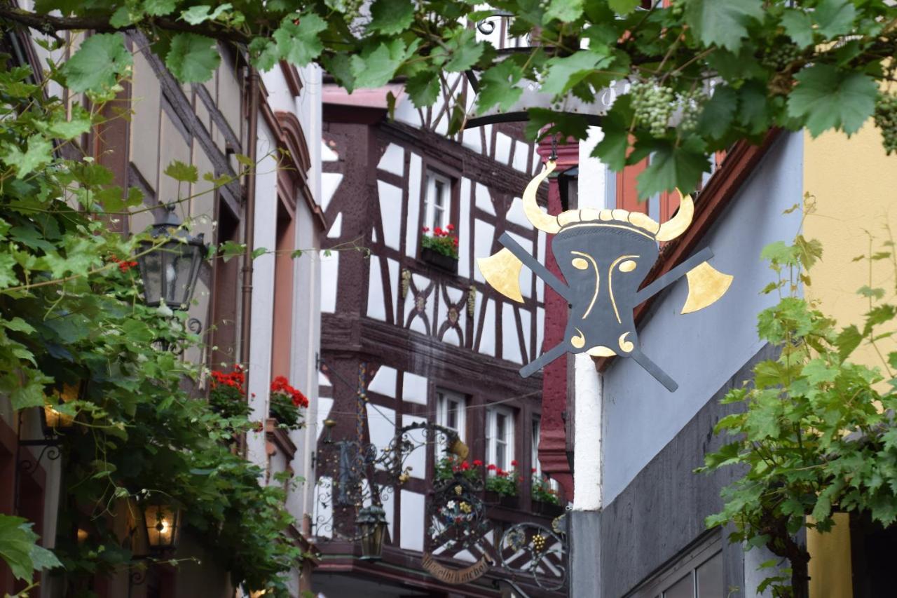 The Wine Cellar In The Old Gemeinde House Brauneberg Exterior photo